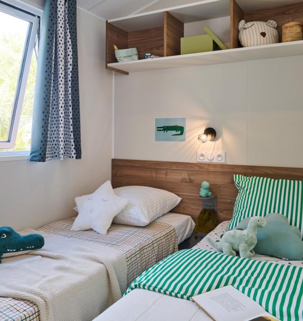 Chambre mobil-home Génération Clim camping Le Petit Rocher