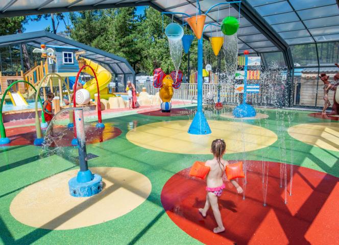 Piscine couverte chauffée camping Signol