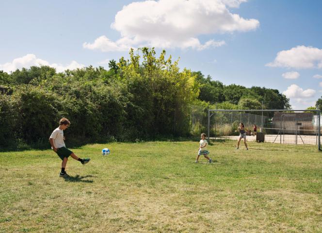 Terrain de football camping La Mignardière