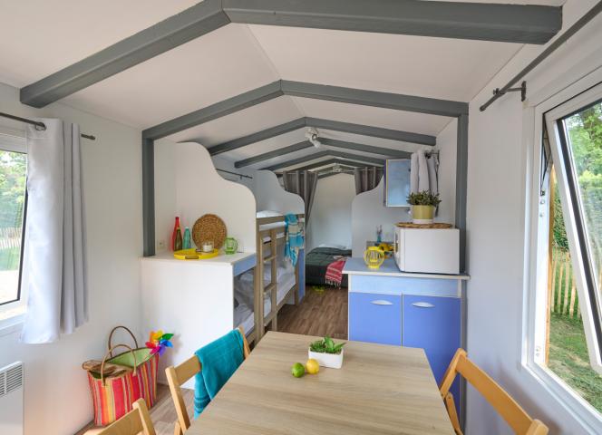 Les roulottes en camping, un hébergement insolite pour vos vacances en famille