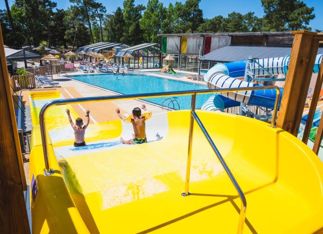 Découvrez les nouveaux toboggans aquatiques du camping Signol sur l'Ile d'Oléron