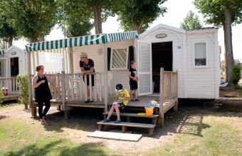 Mobil-home Riviera extérieur camping Park er Lann