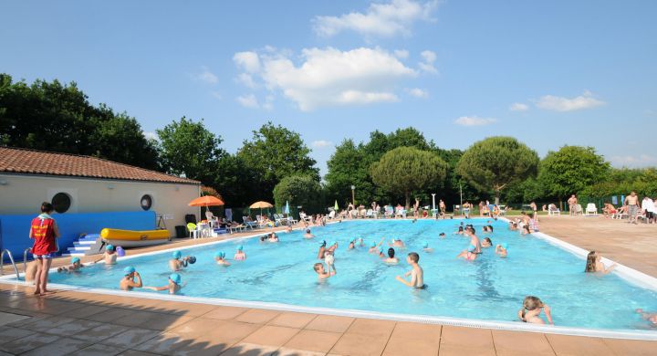 Camping Avec Piscine Proche Du Puy Du Fou Camping La Breteche