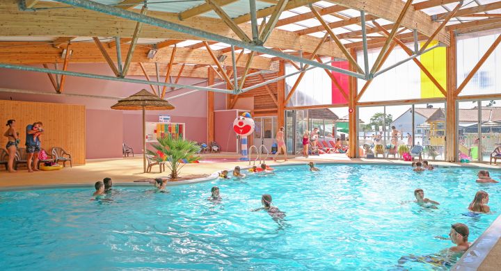 Camping A L Ile D Oleron Avec Piscines Chauffees Camping Signol