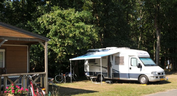 Camping la Mignardière - Destination Châteaux de la Loire - Emplacement camping-car