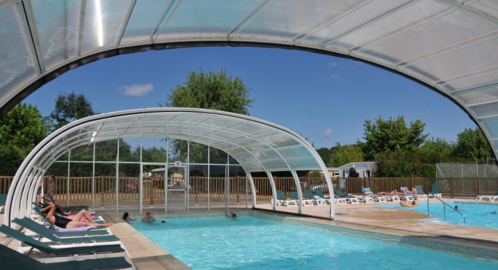 camping près de tours avec parc aquatique