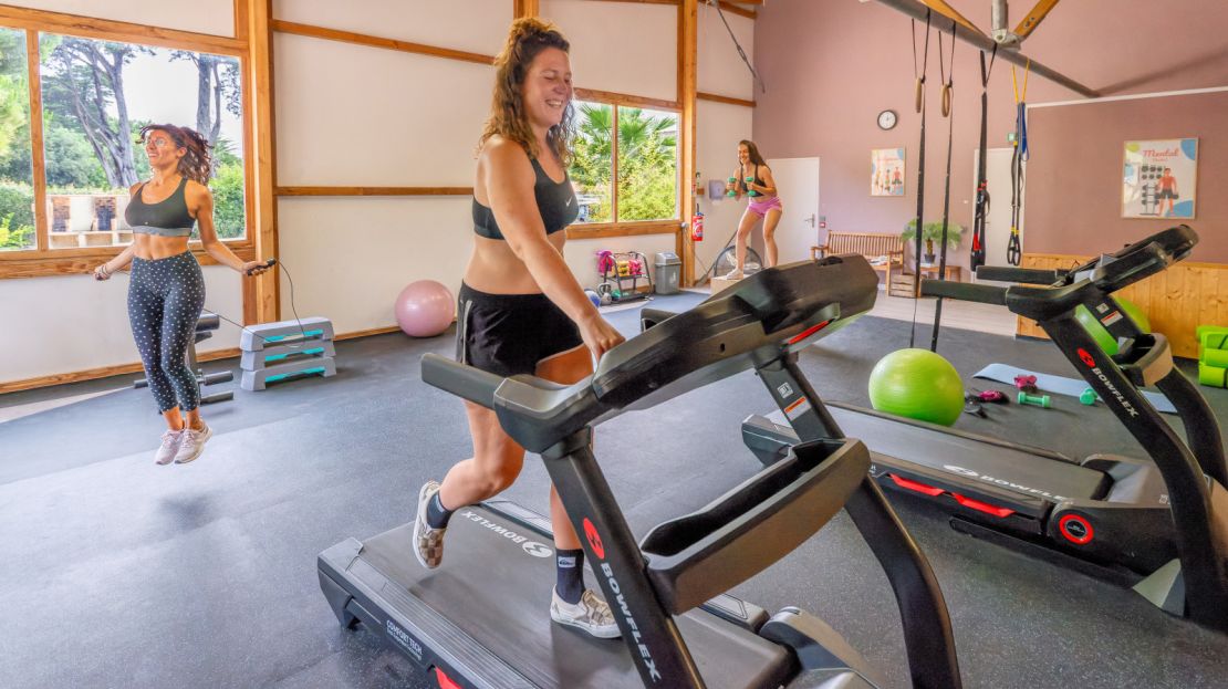 salle-fitness-camping-signol Salle de fitness camping Signol