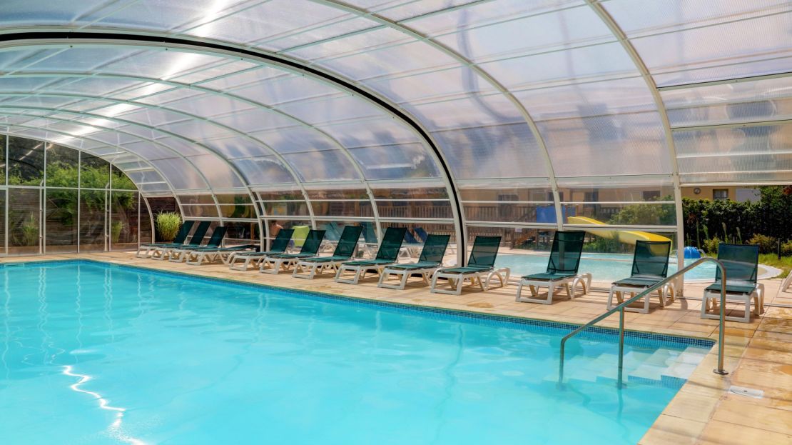 Camping la Mignardière - Destination Châteaux de la Loire - Espace aquatique - Piscine couverte