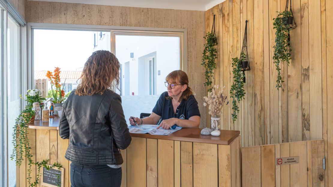 reception-hotel-esperanza-noirmoutier Réception hôtel Esperanza Noirmoutier