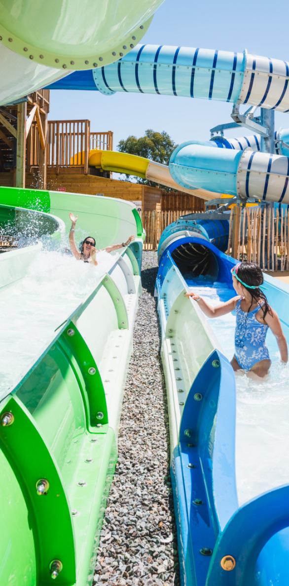 Les nouveaux mégas toboggans aquatiques du camping Signol
