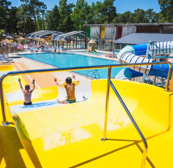 Découvrez les nouveaux toboggans aquatiques du camping Signol sur l'Ile d'Oléron