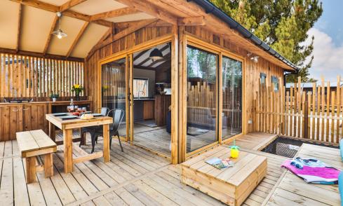 Cocoon Lodge 4 personnes camping Le Petit Rocher
